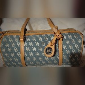 Vintage Dooney and Bourke bag